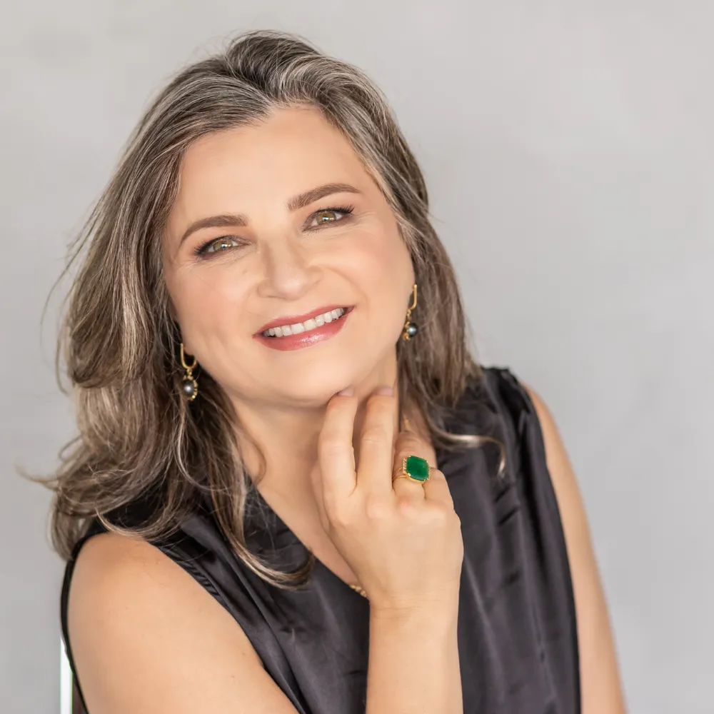 Dra. Ivette Renata Caron Guerra - dermatologista em Curitiba